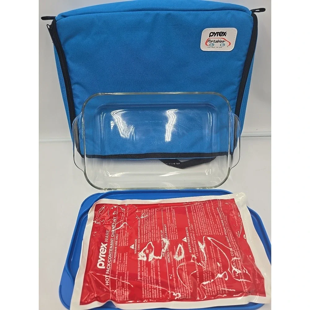 Pyrex Portables Insulated Carrier Glass Baking Casserole Safe Clear Storage Blue